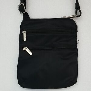 Travelon Anti-THeft locking crossbody black purse